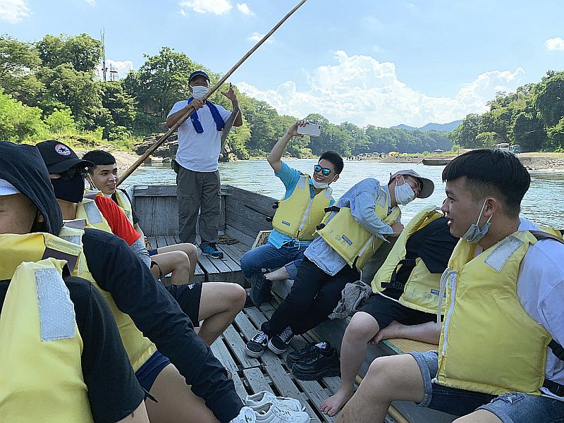 going downstream in a boat